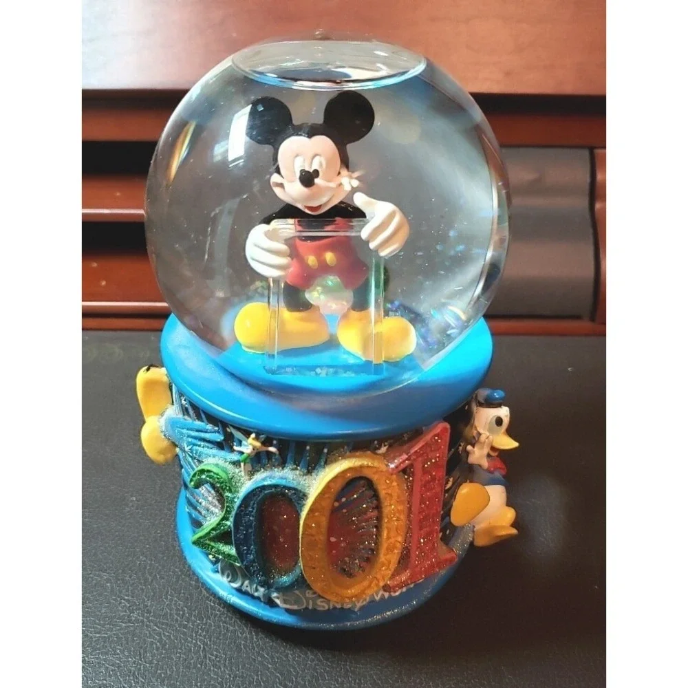 100th Anniversary Mickey Mouse 2001 Glitter Snow Globe Music Box Zip-A-De-DooDah